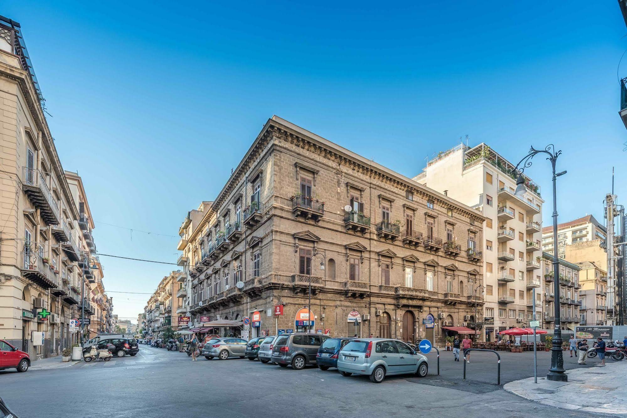 Palazzo Benso Bed and Breakfast Palermo Exteriör bild