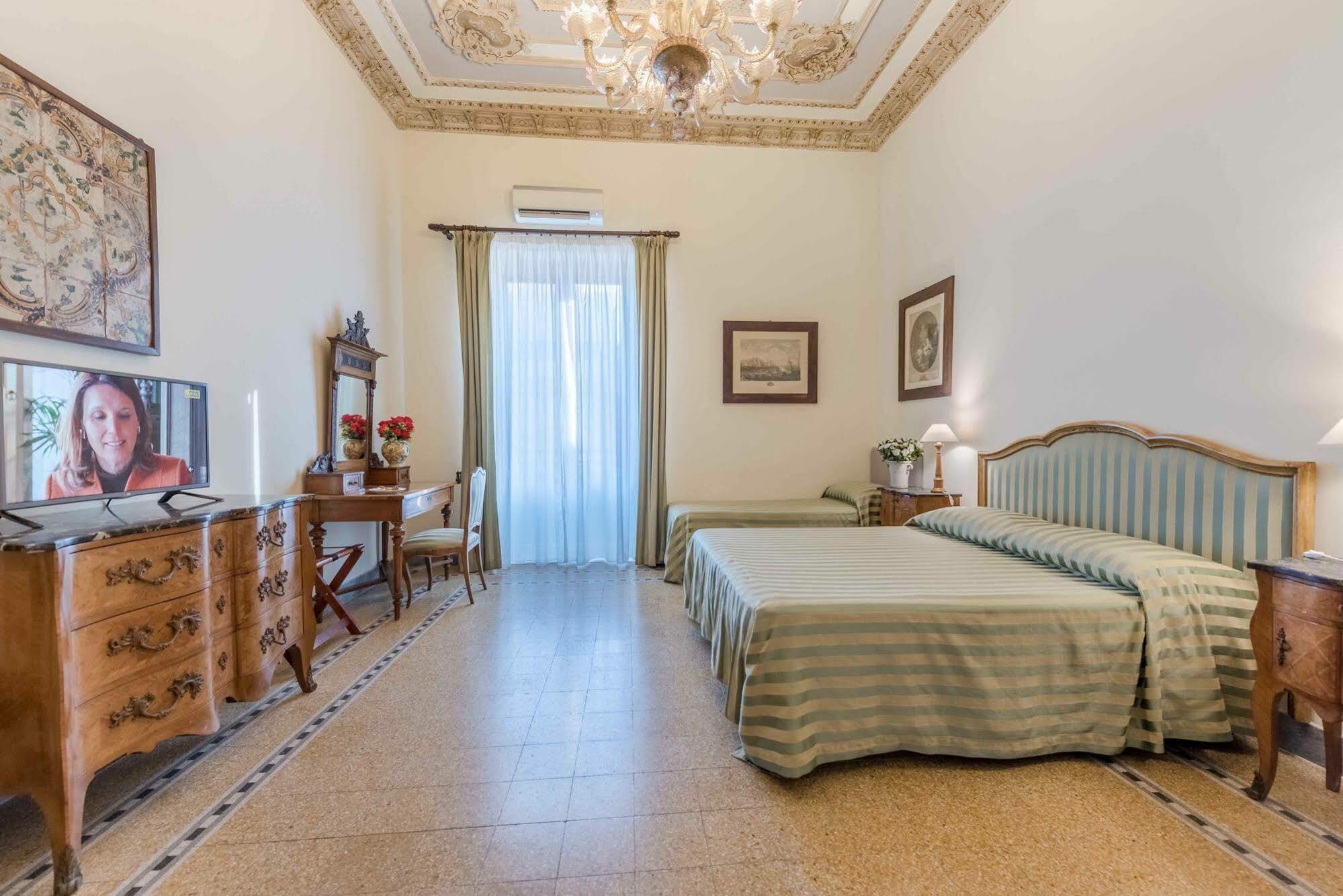 Palazzo Benso Bed and Breakfast Palermo Exteriör bild